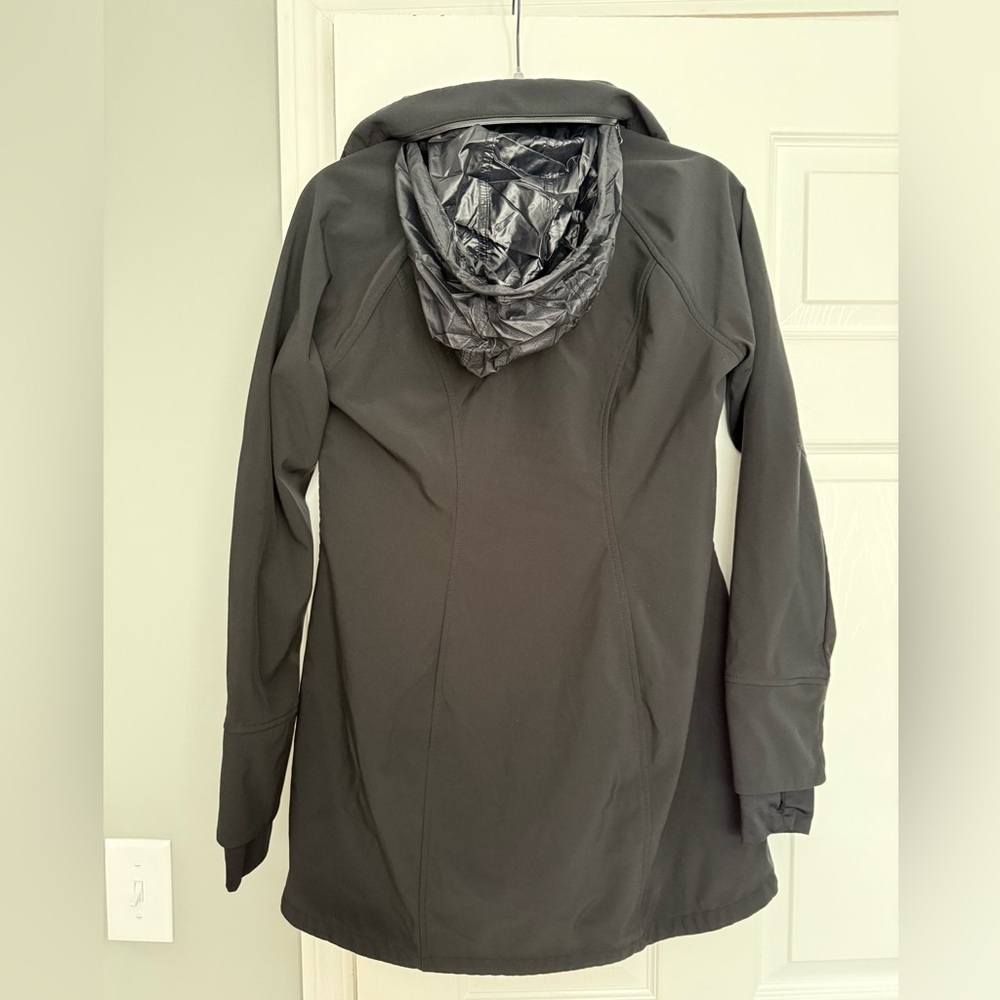 Athleta Jacket Womens medium Long Black Soft Shell Full Zip Bainbridge Trench - Picture 3 of 4